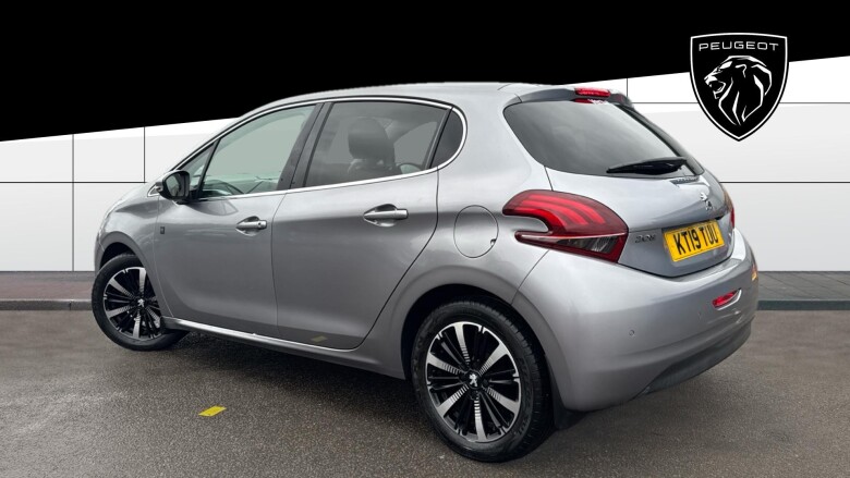 Peugeot 208 1.2 PureTech 82 Tech Edition 5dr [Start Stop] Petrol Hatchback